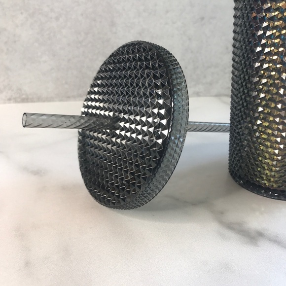 Starbucks 2020 Vente Spiked Black Tumbler - Picture 5 of 7